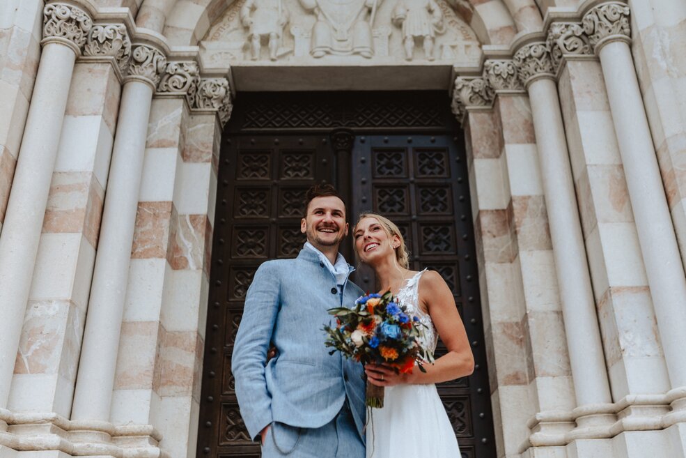 Bridal couple in front of the old salt works in Bad Reichenhall